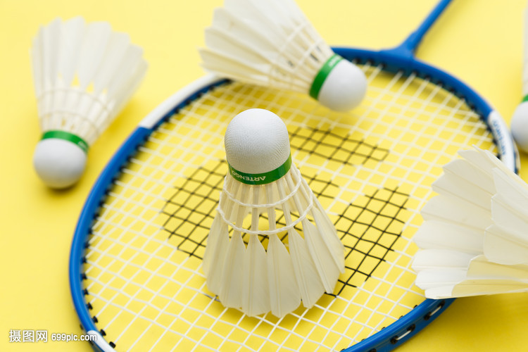 他在攻防两 他在攻防两