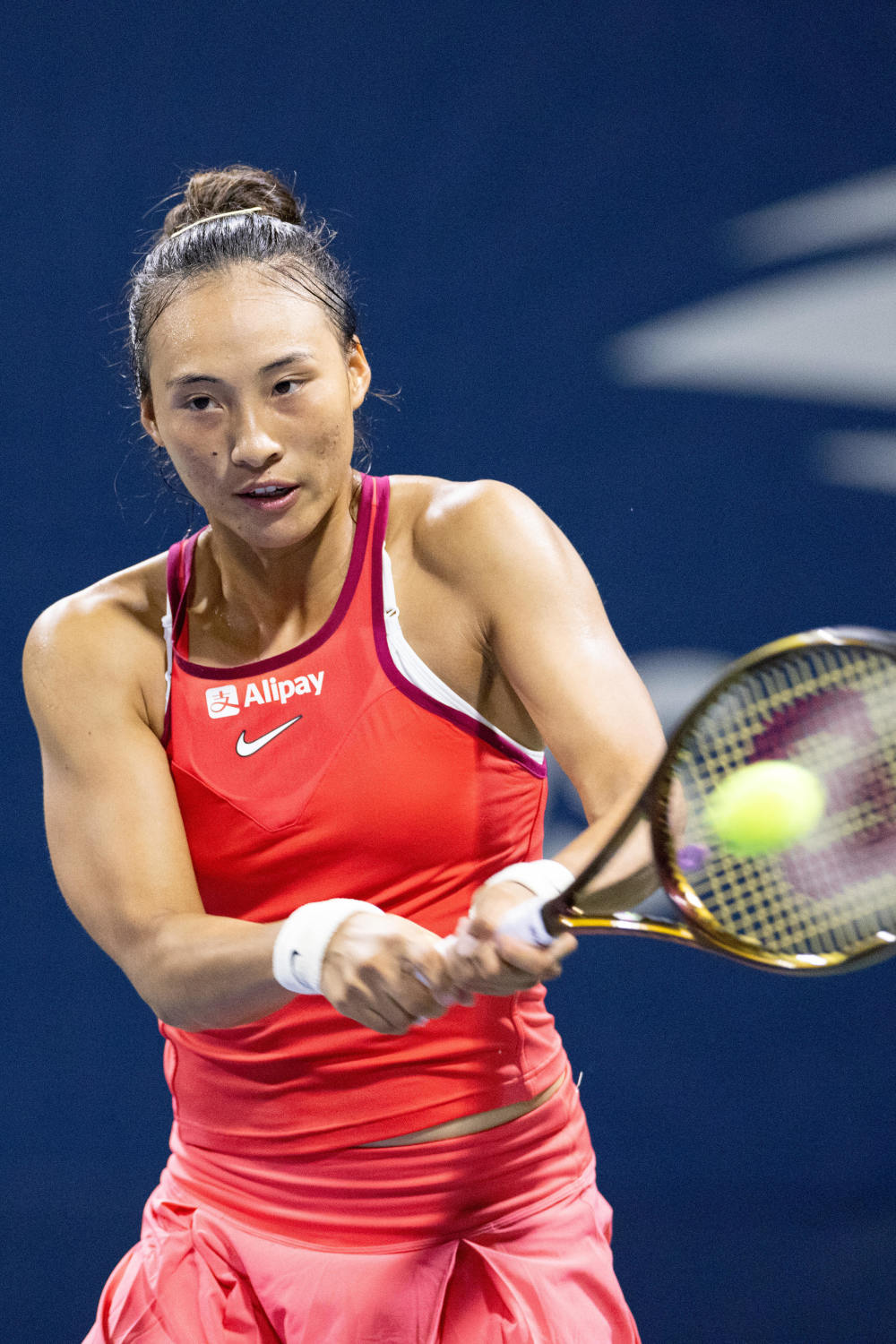 着球队的首 着球队的首