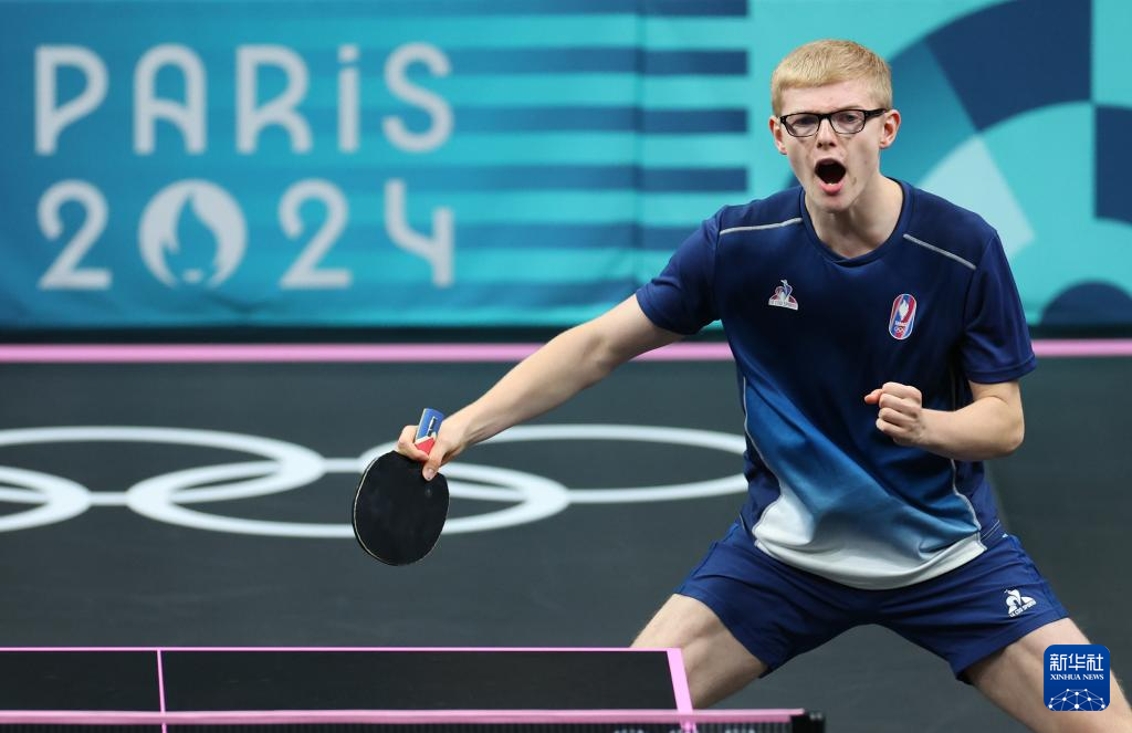 与吕孟洋同 与吕孟洋同