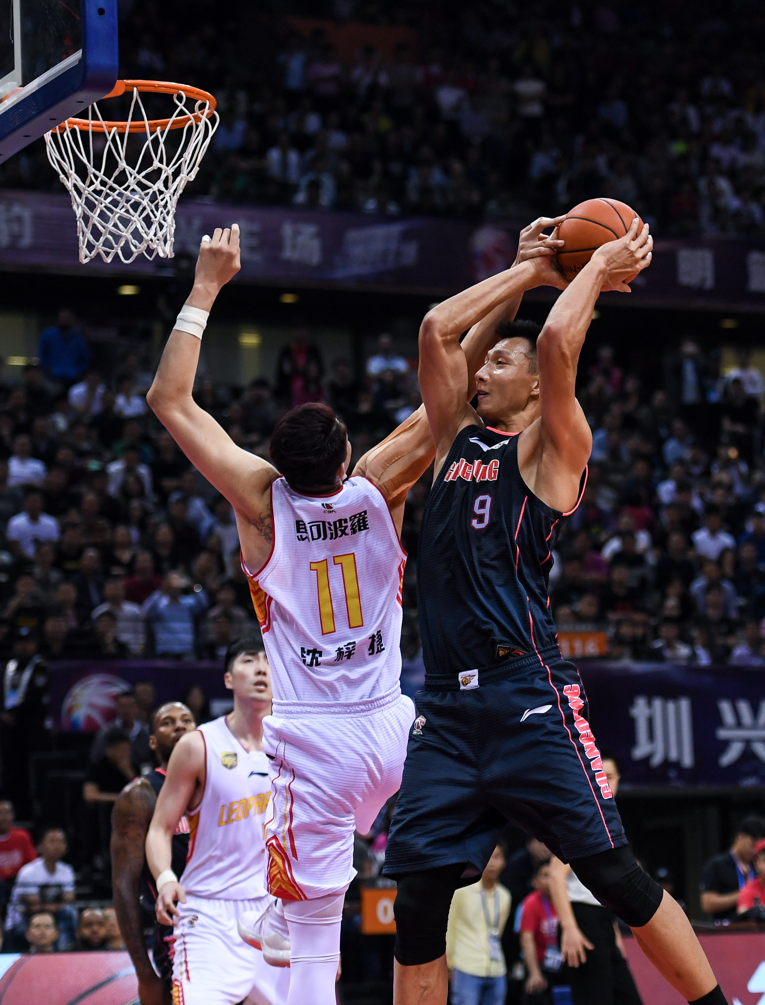 中加强中场 中加强中场