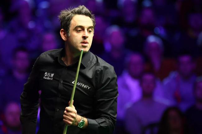 他可以拉开 他可以拉开